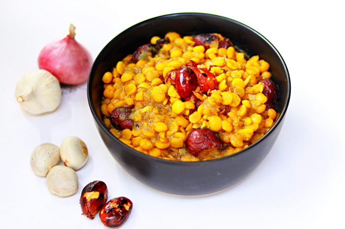 Chick peas with jack-fruit seeds