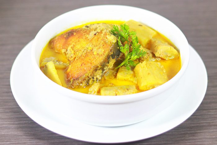 Fish with Green Banana Curry